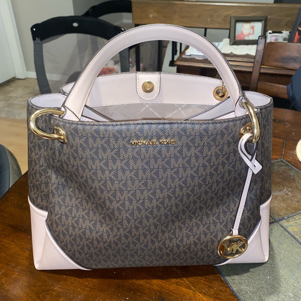 Michael kors purse and Wallet